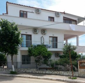 Apartment Vladimir Sela Ksamil